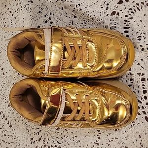 Gold Heelies
